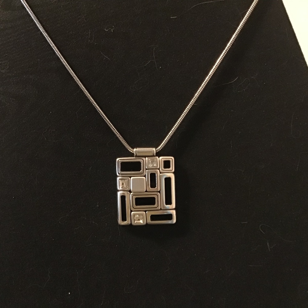 Brighton square pendant 14” chain